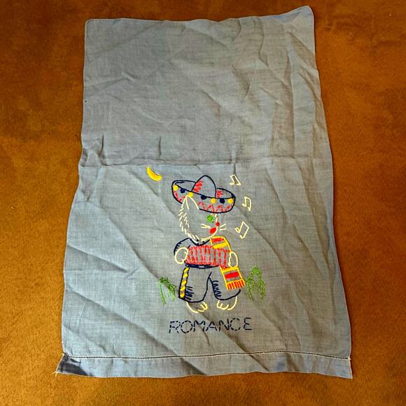Vintage Blue Linen Tea Towel Hand Embroider Romance Mariachi Cat Sombrero - Picture 1 of 6
